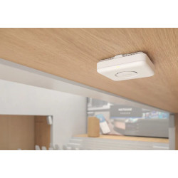NETGEAR WBE710 White Power over Ethernet (PoE)
