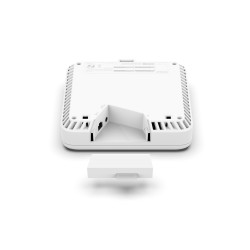 NETGEAR WBE750 11530 Mbit/s White Power over Ethernet (PoE)
